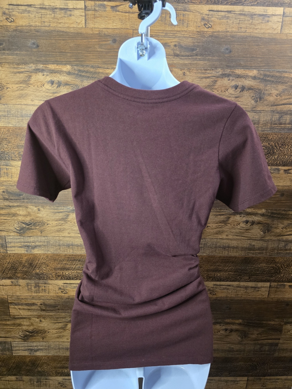 Patagonia women's T-shirt in Maroon - Picture 2 of 3